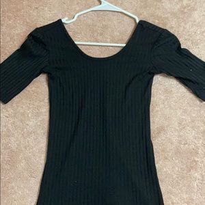 skin tight cropped shirt